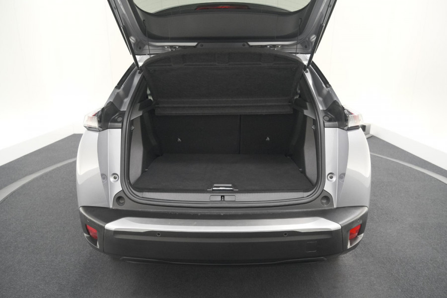 Peugeot e-2008 EV Allure 50 kWh | SOH=96.7 % | 3 Fase Laadfunctie | Camera | Navigatie | Parkeersensoren | Apple Carplay