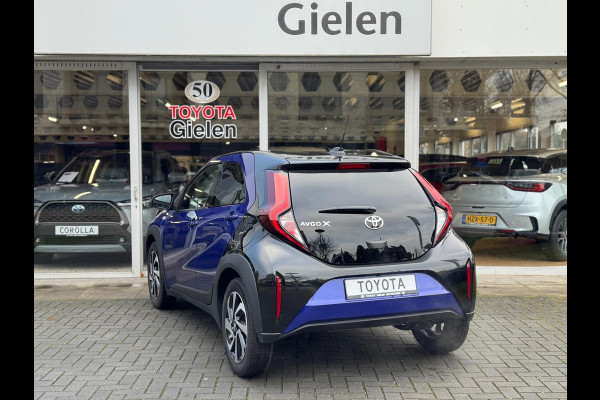Toyota Aygo X 1.0 VVT-i MT Pulse Bi-tone | Juniper blue, 17 inch, Privacy glass, Apple CarPlay/Android auto, Airconditioning, Parkeercamera