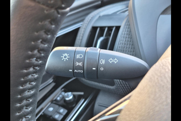 Toyota Bz4x 71,4 kWh Premium | Trekhaak, 20 inch, 360 camera, Half Leer, Bi-Tone, Dodehoekherkenning, Panoramadak, Parkeersensoren