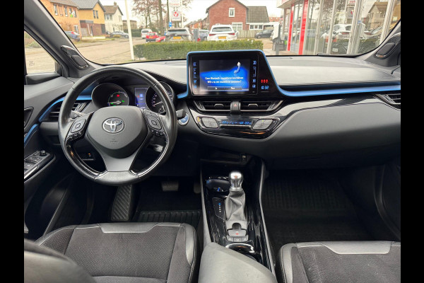 Toyota C-HR 1.8 Hybrid Bi-Tone Plus | JBL, Led Pakket, Half leer/Alcantara, Dodehoekherkenning, parkeersensoren, Stuurverwarming