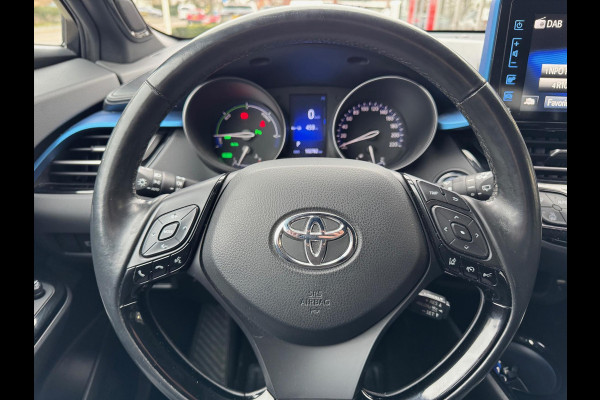 Toyota C-HR 1.8 Hybrid Bi-Tone Plus | JBL, Led Pakket, Half leer/Alcantara, Dodehoekherkenning, parkeersensoren, Stuurverwarming