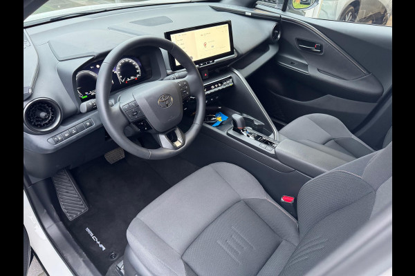 Toyota C-HR 2.0 Plug-in Hybrid 223pk Dynamic Bi-Tone | 18 inch, Stoel + Stuurverwarming, Groot scherm, Parkeersensoren, Dodehoekherkenning