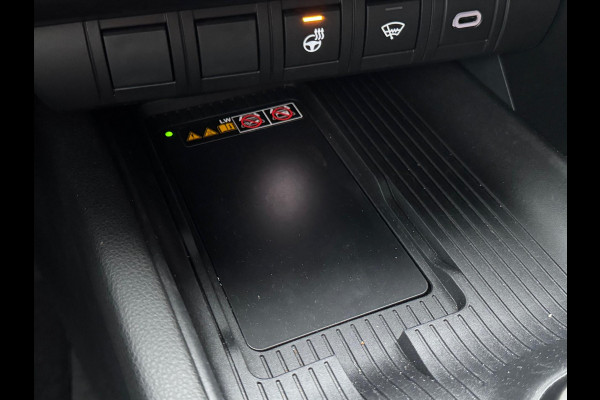 Toyota C-HR 2.0 Plug-in Hybrid 223pk Dynamic Bi-Tone | 18 inch, Stoel + Stuurverwarming, Groot scherm, Parkeersensoren, Dodehoekherkenning