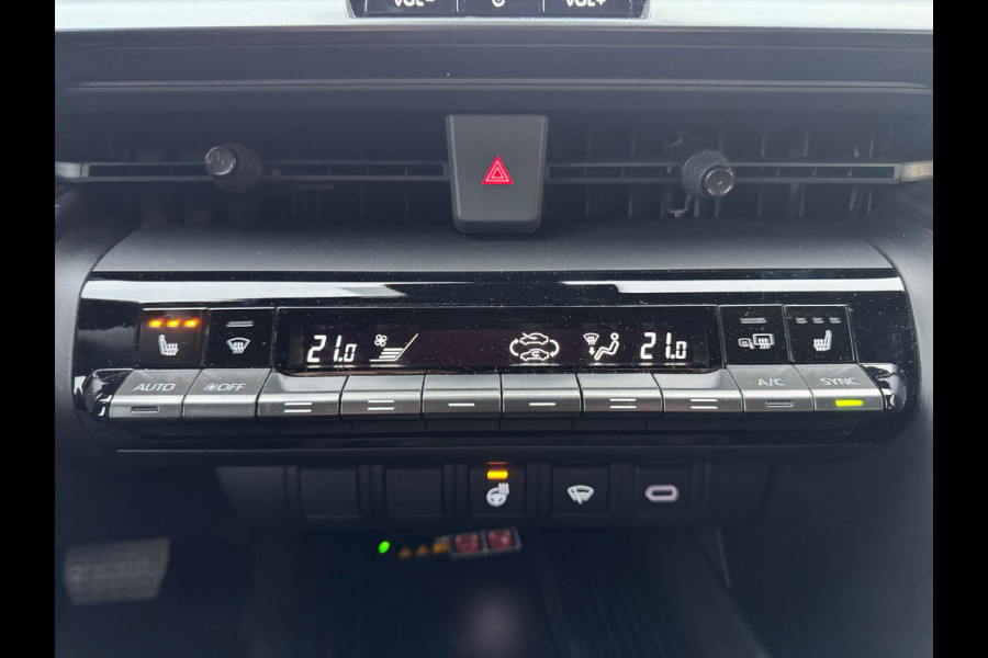 Toyota C-HR 2.0 Plug-in Hybrid 223pk Dynamic Bi-Tone | 18 inch, Stoel + Stuurverwarming, Groot scherm, Parkeersensoren, Dodehoekherkenning