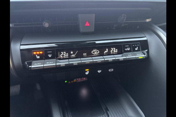 Toyota C-HR 2.0 High Power PHEV 223pk First edition Bi-Tone | Elektrische achterklep, Stoel + Stuurverwarming, Dodehoekherkenning