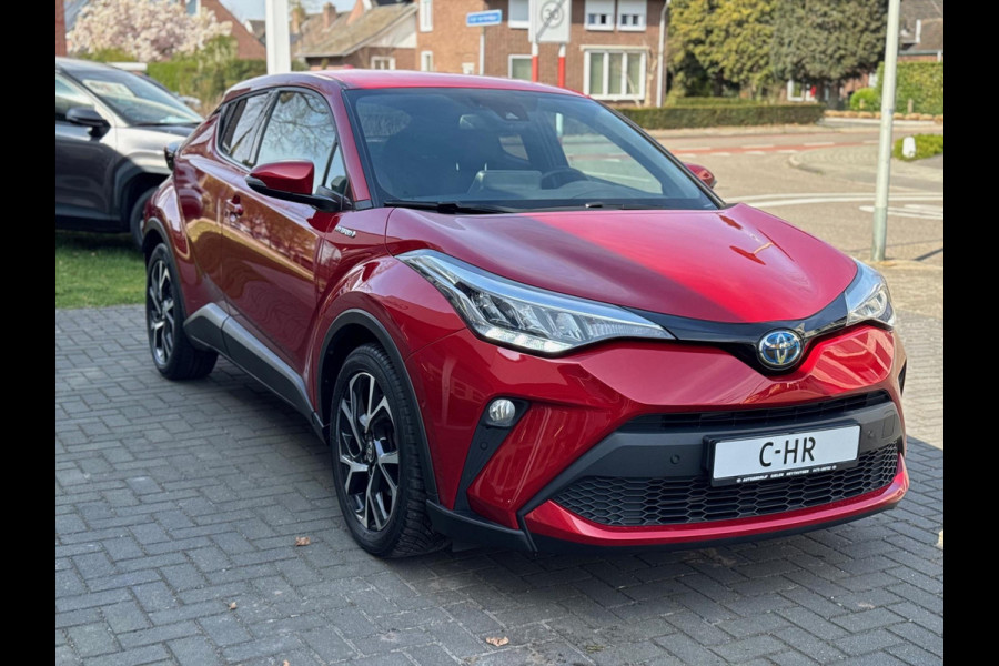 Toyota C-HR 2.0 Hybrid 184pk Style | Trekhaak, Dodehoekherkenning, Stoel + Stuurverwarming, Parkeersensoren, Keyless