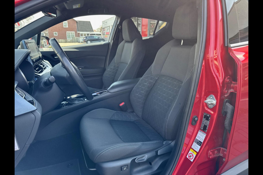 Toyota C-HR 2.0 Hybrid 184pk Style | Trekhaak, Dodehoekherkenning, Stoel + Stuurverwarming, Parkeersensoren, Keyless