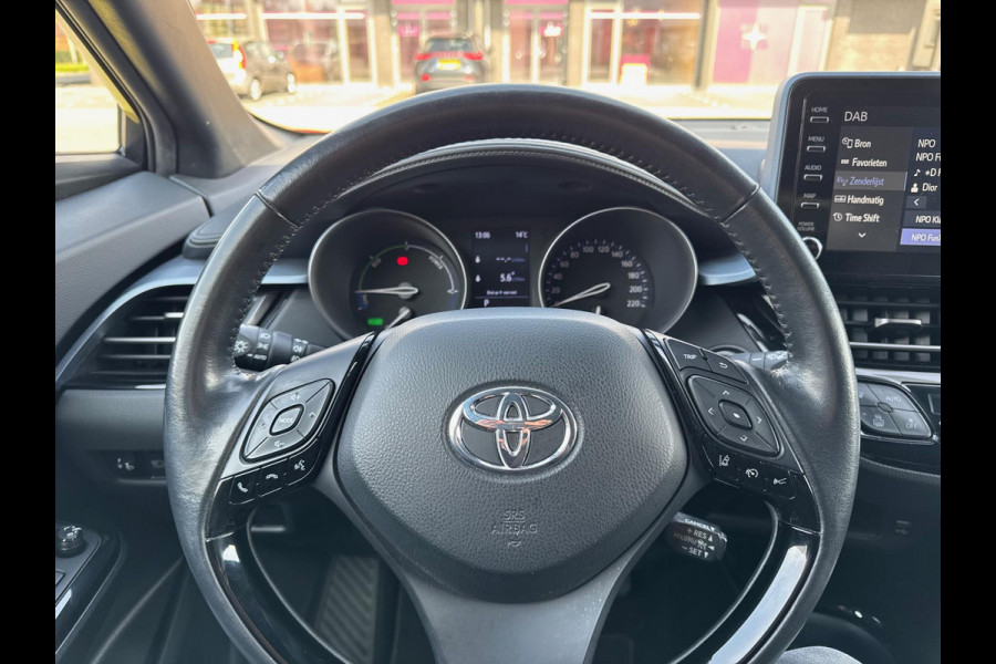 Toyota C-HR 2.0 Hybrid 184pk Style | Trekhaak, Dodehoekherkenning, Stoel + Stuurverwarming, Parkeersensoren, Keyless