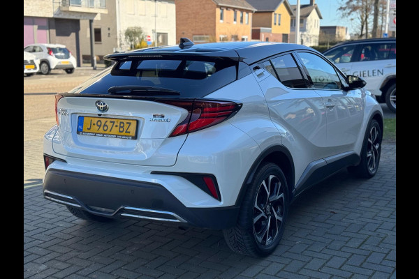 Toyota C-HR 2.0 Hybrid 184pk First Edition | JBL, Navigatie, Stoelverwarming, Apple CarPlay/Android Auto, Parkeersensoren, Blind Spot