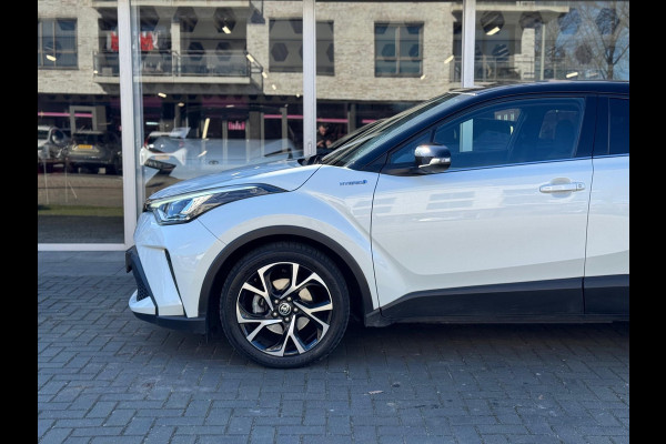 Toyota C-HR 2.0 Hybrid 184pk First Edition | JBL, Navigatie, Stoelverwarming, Apple CarPlay/Android Auto, Parkeersensoren, Blind Spot