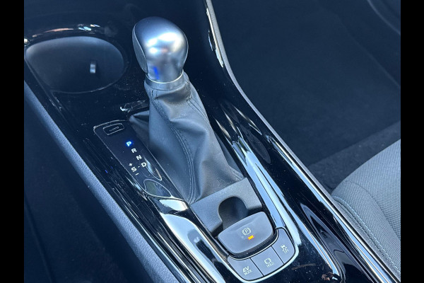 Toyota C-HR 2.0 Hybrid 184pk First Edition | JBL, Navigatie, Stoelverwarming, Apple CarPlay/Android Auto, Parkeersensoren, Blind Spot