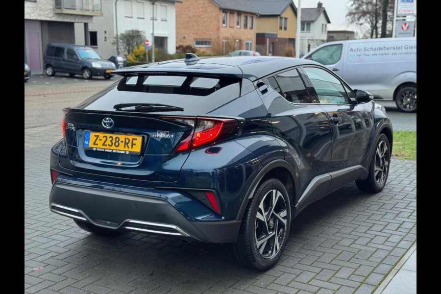 Toyota C-HR 2.0 Hybrid 184pk Style | Dodehoekherkenning, Stoel + Stuurverwarming, Parkeersensoren, Nieuwe multimedia