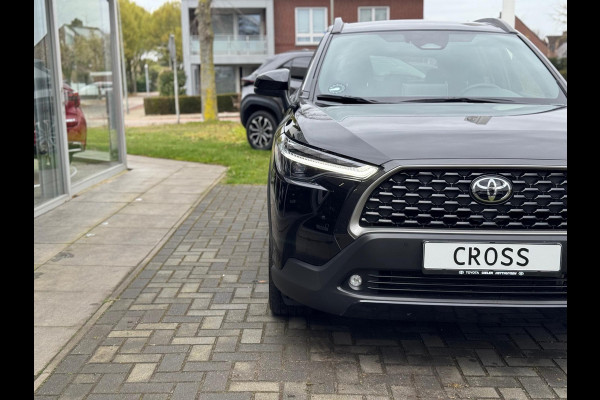 Toyota Corolla Cross Hybrid 140 Style | Elektrische achterklep, Stoel + Stuurverwarming, Keyless, 18 inch, Parkeersensoren, Dodehoekherkenning