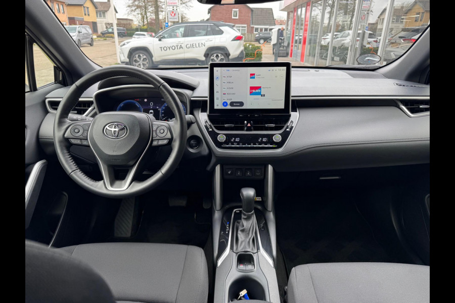 Toyota Corolla Cross Hybrid 140 Style | Elektrische achterklep, Stoel + Stuurverwarming, Keyless, 18 inch, Parkeersensoren, Dodehoekherkenning