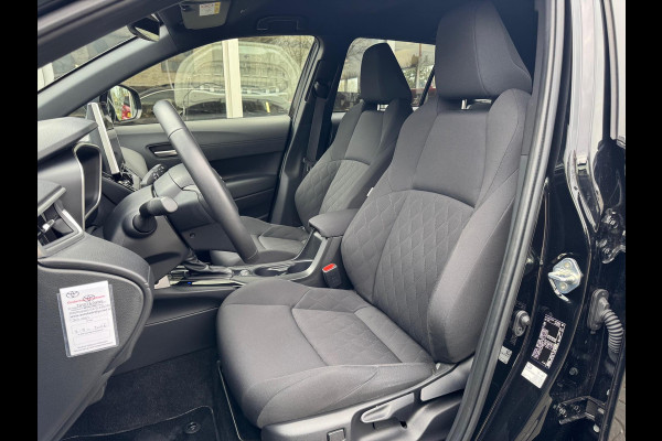 Toyota Corolla Cross Hybrid 140 Style | Elektrische achterklep, Stoel + Stuurverwarming, Keyless, 18 inch, Parkeersensoren, Dodehoekherkenning