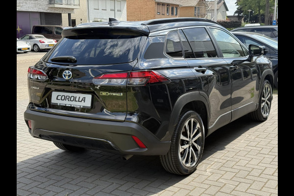 Toyota Corolla Cross 2.0 High Power Hybrid First Edition | Elektrische achterklep, Stoel + Stuurverwarming, Blind spot, Parkeersensoren