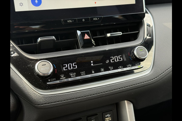 Toyota Corolla Cross 2.0 High Power Hybrid First Edition | Elektrische achterklep, Stoel + Stuurverwarming, Blind spot, Parkeersensoren