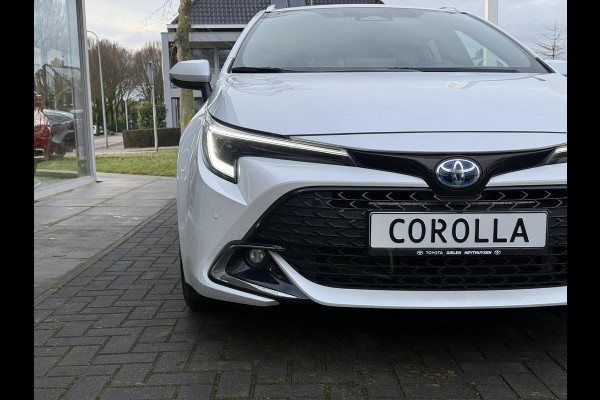 Toyota Corolla Touring Sports 2.0 Hybrid Style | Elektrische achterklep, Stoel + Stuurverwarming, Dodehoekherkenning, Parkeersensoren