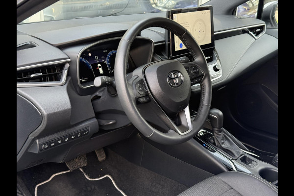 Toyota Corolla Touring Sports 2.0 Hybrid Style | Elektrische achterklep, Stoel + Stuurverwarming, Dodehoekherkenning, Parkeersensoren