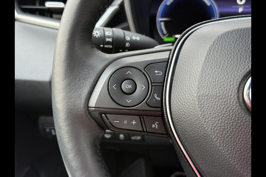 Toyota Corolla Touring Sports 2.0 Hybrid Style | Elektrische achterklep, Stoel + Stuurverwarming, Dodehoekherkenning, Parkeersensoren