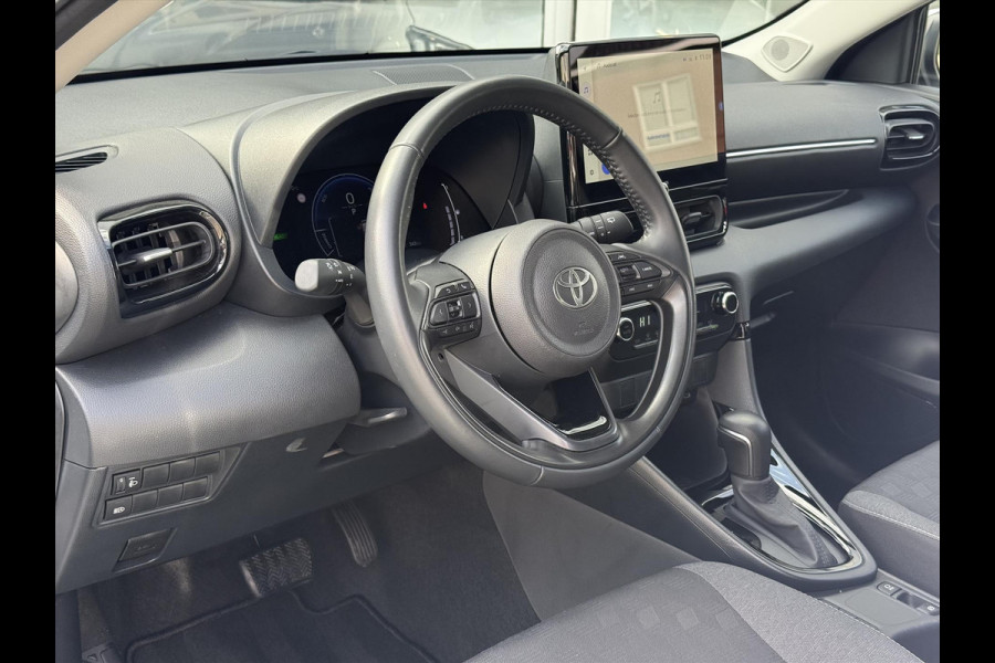 Toyota Yaris 1.5 Hybrid 115 First Edition | Eerste eigenaar, Facelift, Nieuwe multimedia, Lichtmetalen velgen, LED, Keyless