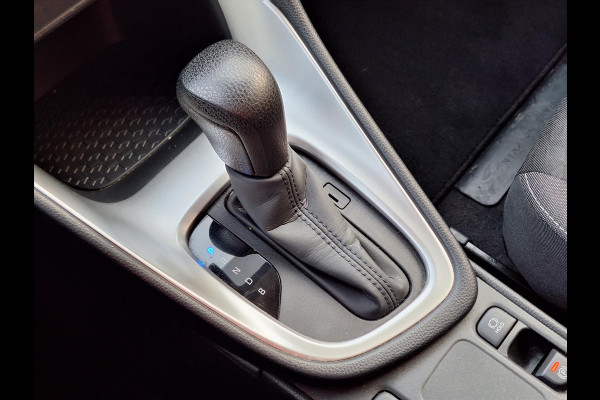 Toyota Yaris 1.5 Hybrid Dynamic Plus | Stoelverwarming, Keyless, Startknop, Apple CarPlay/Android Auto, Parkeercamera