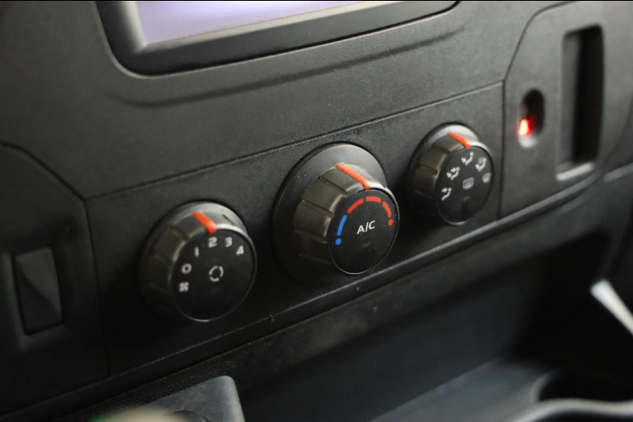 Opel Movano 2.3 CDTI CAMERA IMPERiAAL SCHADE ACHTERDEUREN AIRCO CRUISE CONTR TREKHAAK IMPERIAAL TOP AUTO RIJDBAAR