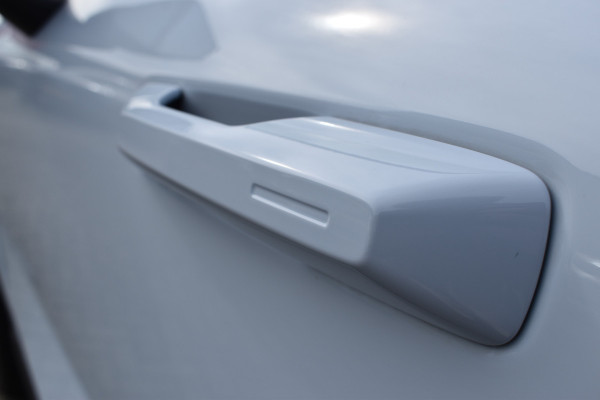 Volvo EX30 Single Motor Extended Range Plus 69 kWh | ACC | BLIS | Camera | H&K | 19"LMV |