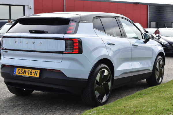 Volvo EX30 Single Motor Extended Range Plus 69 kWh | ACC | BLIS | Camera | H&K | 19"LMV |