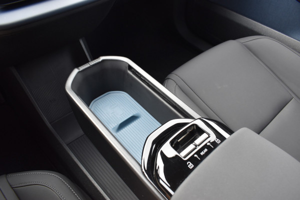 Volvo EX30 Single Motor Extended Range Plus 69 kWh | ACC | BLIS | Camera | H&K | 19"LMV |