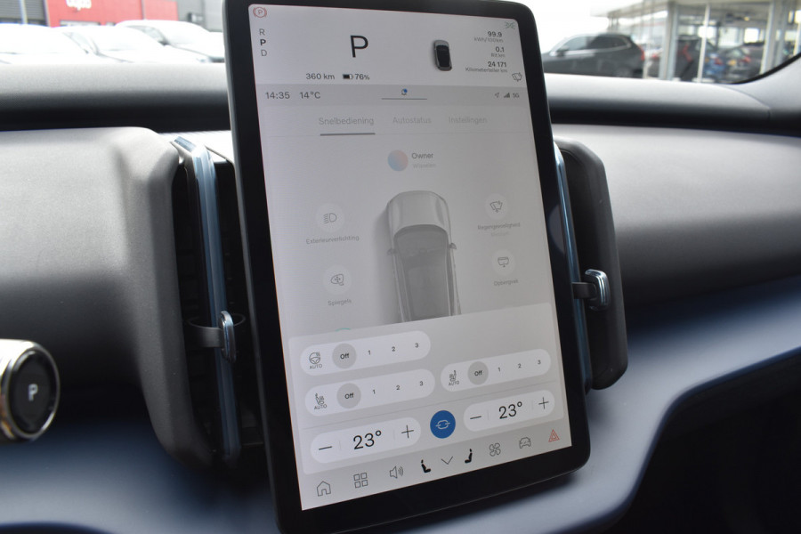 Volvo EX30 Single Motor Extended Range Plus 69 kWh | ACC | BLIS | Camera | H&K | 19"LMV |