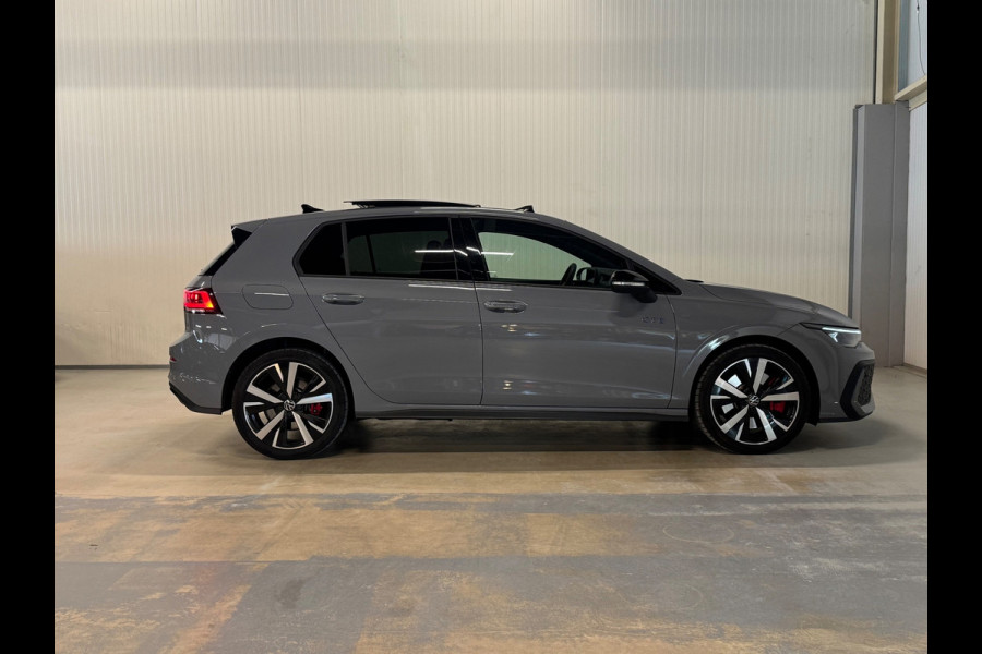 Volkswagen Golf 1.5 eHybrid GTE | HUD | PANO | NARDO GREY | CAMERA | AMBIANCE