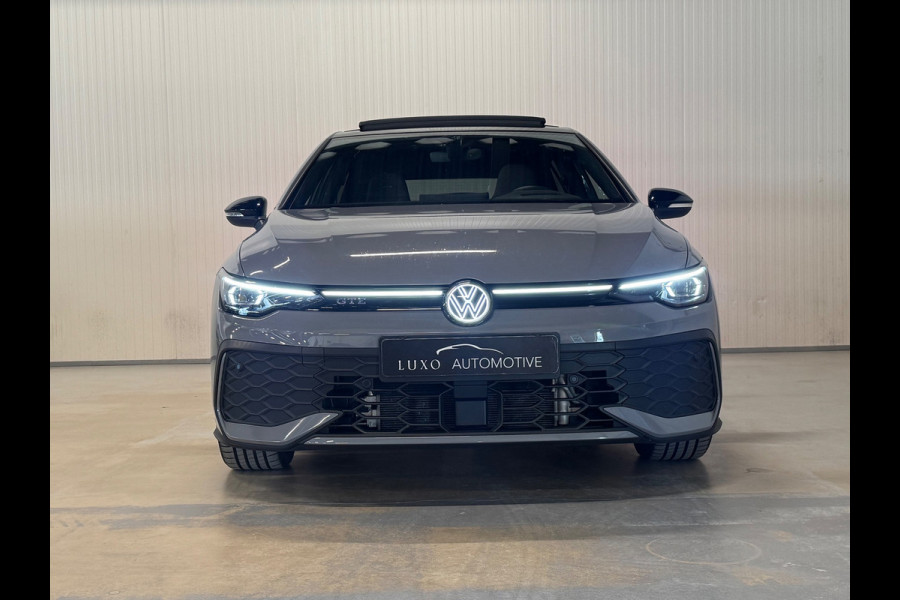 Volkswagen Golf 1.5 eHybrid GTE | HUD | PANO | NARDO GREY | CAMERA | AMBIANCE