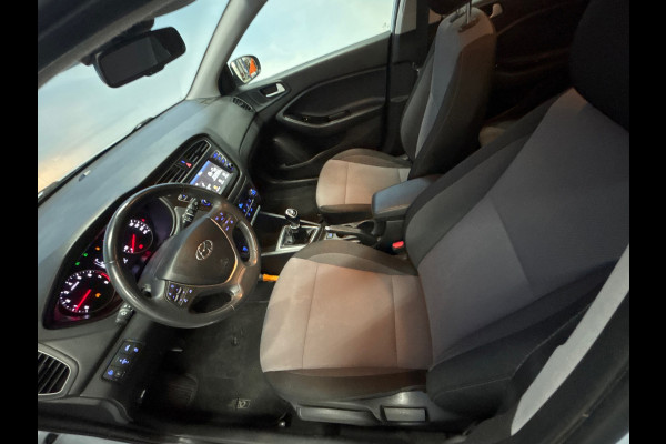 Hyundai i20 1.0 T-GDI Comfort Camera, CarPlay, ECC