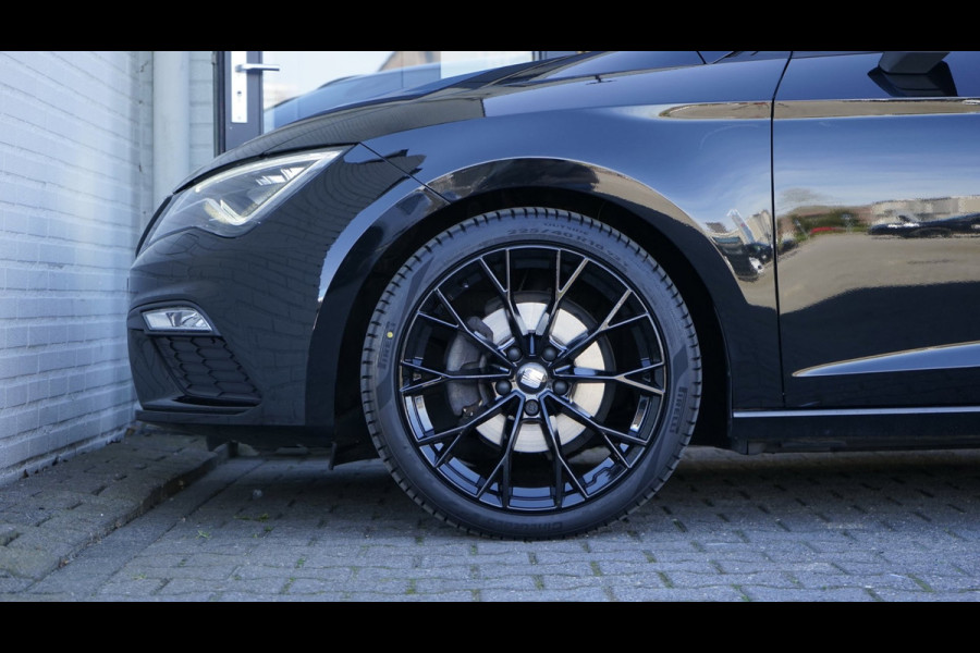 Seat Leon ST 1.5 TSI FR Ultimate Black Edition AUTOMAAT-AMBIANCE-ACC-ALCANTARA-BEATS-CAMERA-FULL LED-KEYLESS-PANORAMA-VIRTUEEL