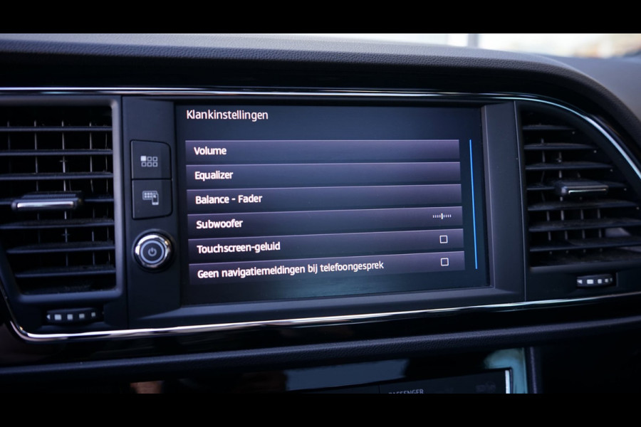Seat Leon ST 1.5 TSI FR Ultimate Black Edition AUTOMAAT-AMBIANCE-ACC-ALCANTARA-BEATS-CAMERA-FULL LED-KEYLESS-PANORAMA-VIRTUEEL