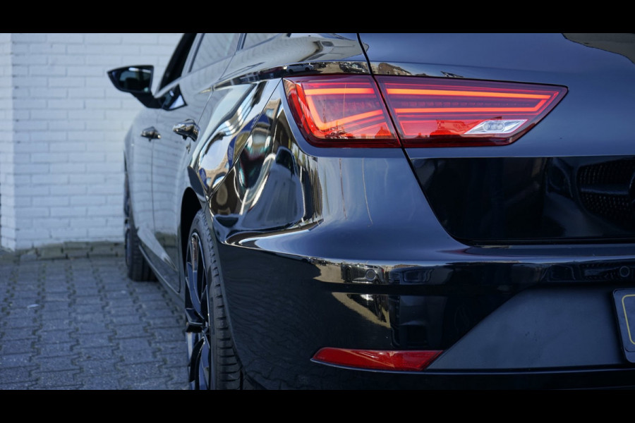 Seat Leon ST 1.5 TSI FR Ultimate Black Edition AUTOMAAT-AMBIANCE-ACC-ALCANTARA-BEATS-CAMERA-FULL LED-KEYLESS-PANORAMA-VIRTUEEL