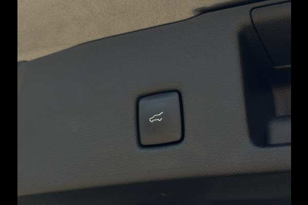 Ford Kuga 2.5 PHEV ST-Line X | ACC, Navi, DAB, Clima, Carplay/Android, Stoel/Stuurverw. | NAP | 1e Eigenaar | Dealeronderhouden |