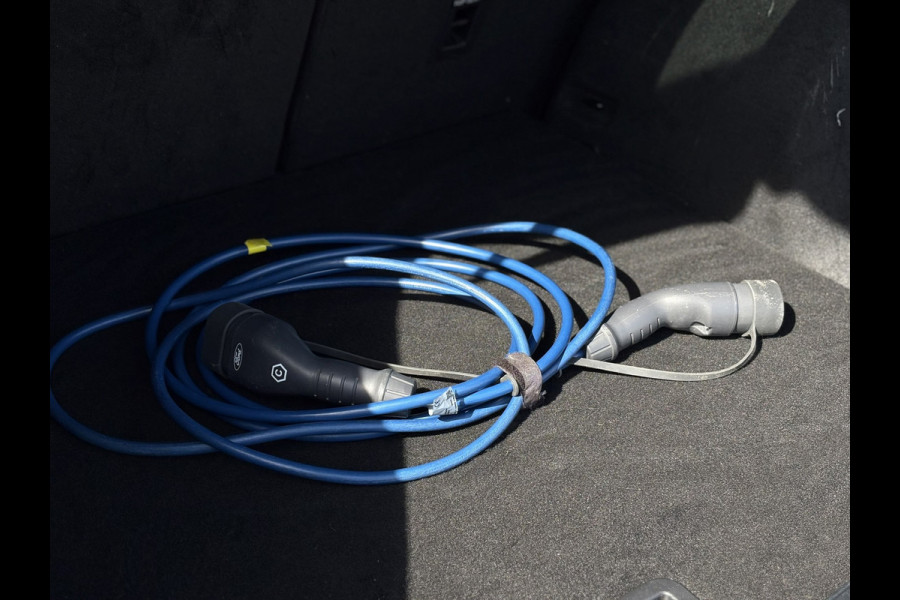 Ford Kuga 2.5 PHEV ST-Line X | ACC, Navi, DAB, Clima, Carplay/Android, Stoel/Stuurverw. | NAP | 1e Eigenaar | Dealeronderhouden |