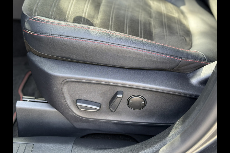 Ford Kuga 2.5 PHEV ST-Line X | ACC, Navi, DAB, Clima, Carplay/Android, Stoel/Stuurverw. | NAP | 1e Eigenaar | Dealeronderhouden |