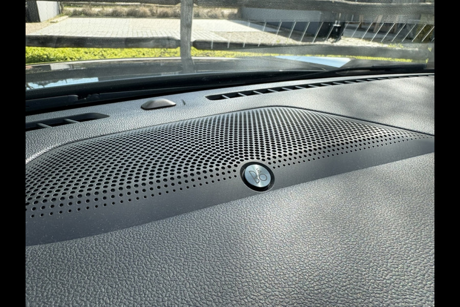 Ford Kuga 2.5 PHEV ST-Line X | ACC, Navi, DAB, Clima, Carplay/Android, Stoel/Stuurverw. | NAP | 1e Eigenaar | Dealeronderhouden |