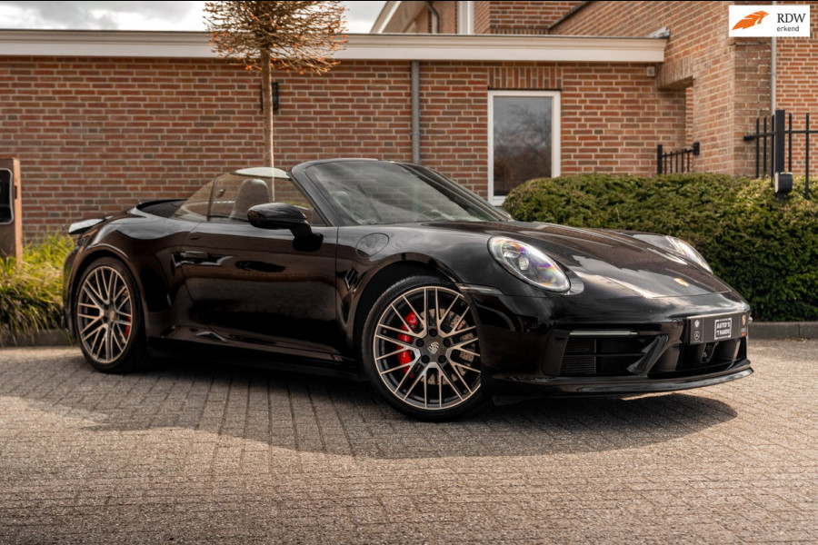 Porsche 911 3.0 Carrera 4 S 450 PK SportDesign Burmester 360 Camera Chrono Matrix LED 21''