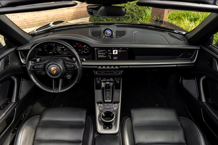 Porsche 911 3.0 Carrera 4 S 450 PK SportDesign Burmester 360 Camera Chrono Matrix LED 21''