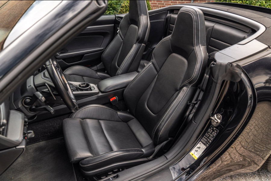 Porsche 911 3.0 Carrera 4 S 450 PK SportDesign Burmester 360 Camera Chrono Matrix LED 21''