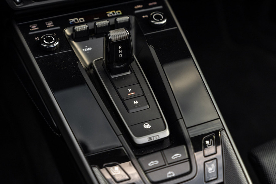 Porsche 911 3.0 Carrera 4 S 450 PK SportDesign Burmester 360 Camera Chrono Matrix LED 21''