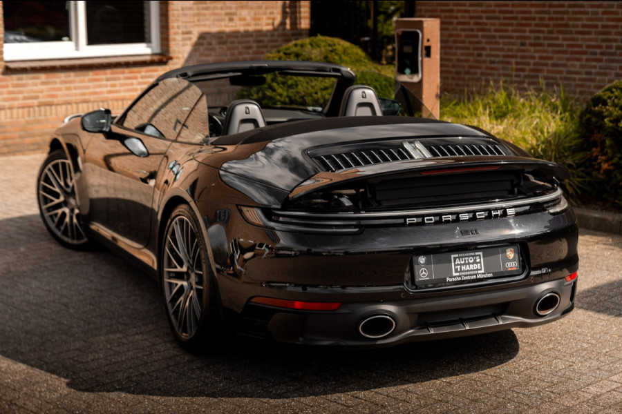 Porsche 911 3.0 Carrera 4 S 450 PK SportDesign Burmester 360 Camera Chrono Matrix LED 21''