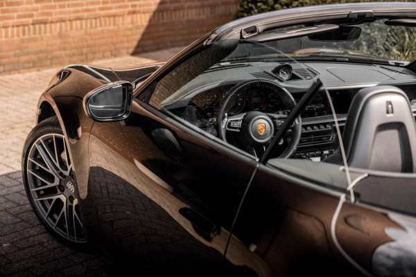 Porsche 911 3.0 Carrera 4 S 450 PK SportDesign Burmester 360 Camera Chrono Matrix LED 21''