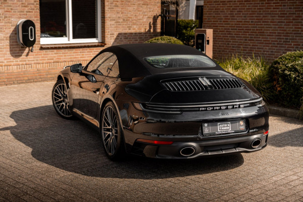 Porsche 911 3.0 Carrera 4 S 450 PK SportDesign Burmester 360 Camera Chrono Matrix LED 21''