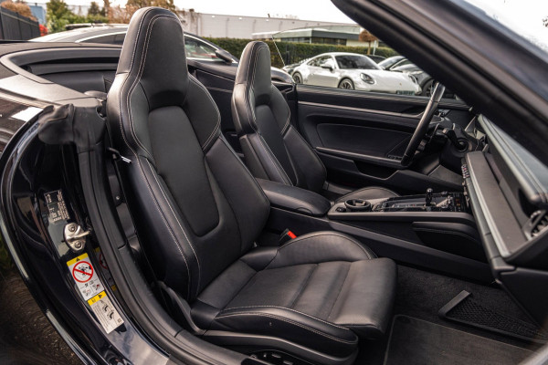 Porsche 911 3.0 Carrera 4 S 450 PK SportDesign Burmester 360 Camera Chrono Matrix LED 21''