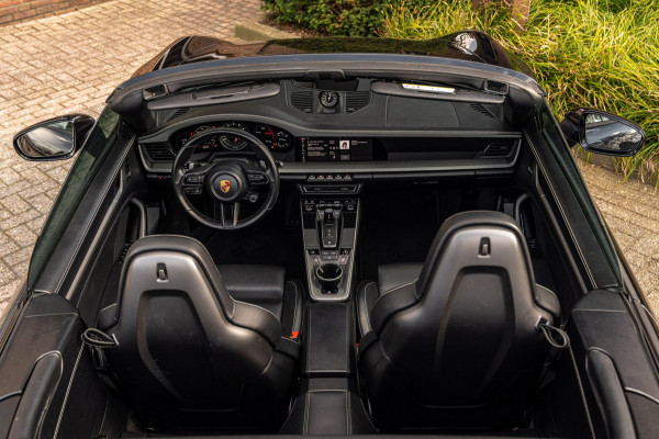 Porsche 911 3.0 Carrera 4 S 450 PK SportDesign Burmester 360 Camera Chrono Matrix LED 21''